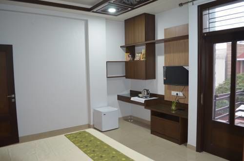 Hotel Srihara 2*