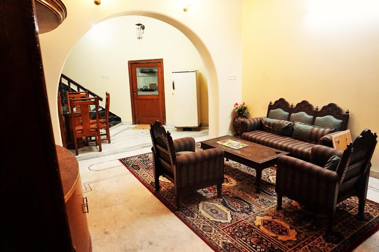 Lazy Mozo Backpackers Hostel