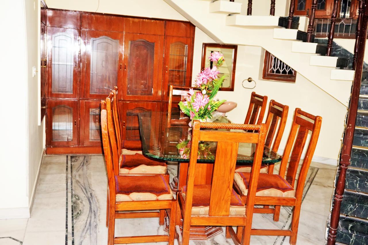 Lazy Mozo Backpackers Jaipur