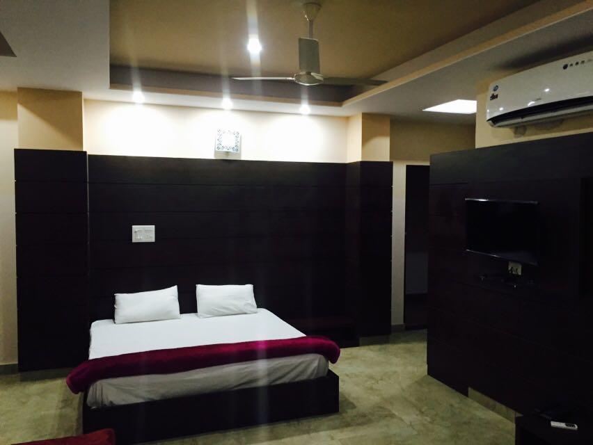 Hotel Vijay *