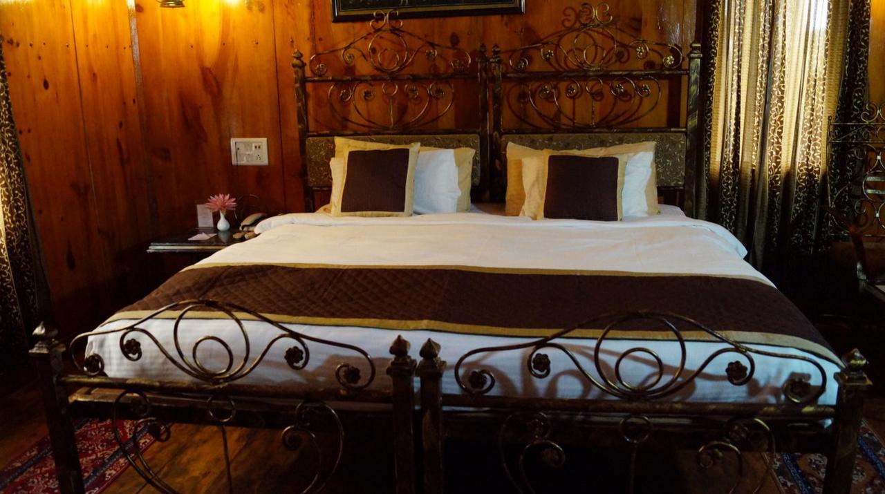 Resort The Heritage Village & Jaipur