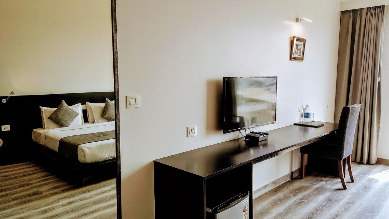 Hotel The Saneer 3*