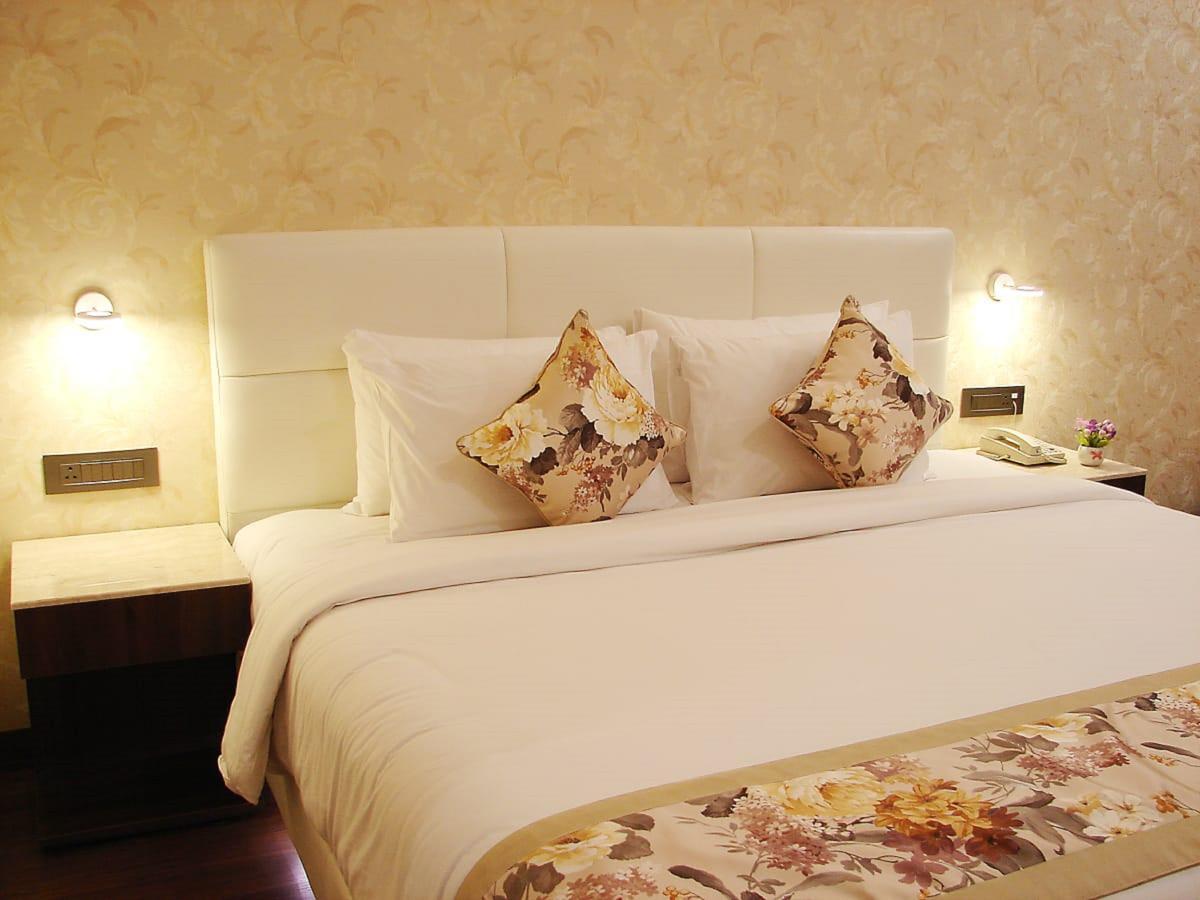 Grand Maple Hotel