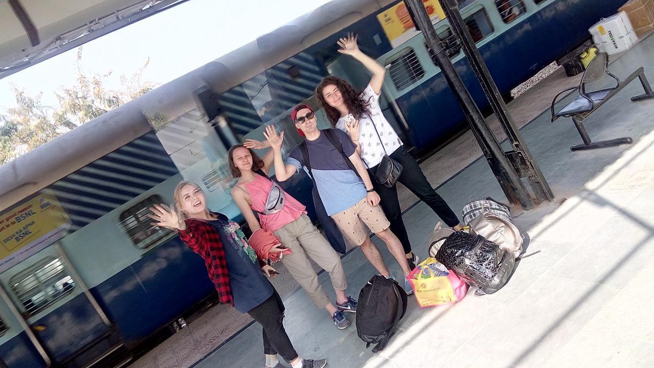 Lazy Mozo Backpackers Hostel