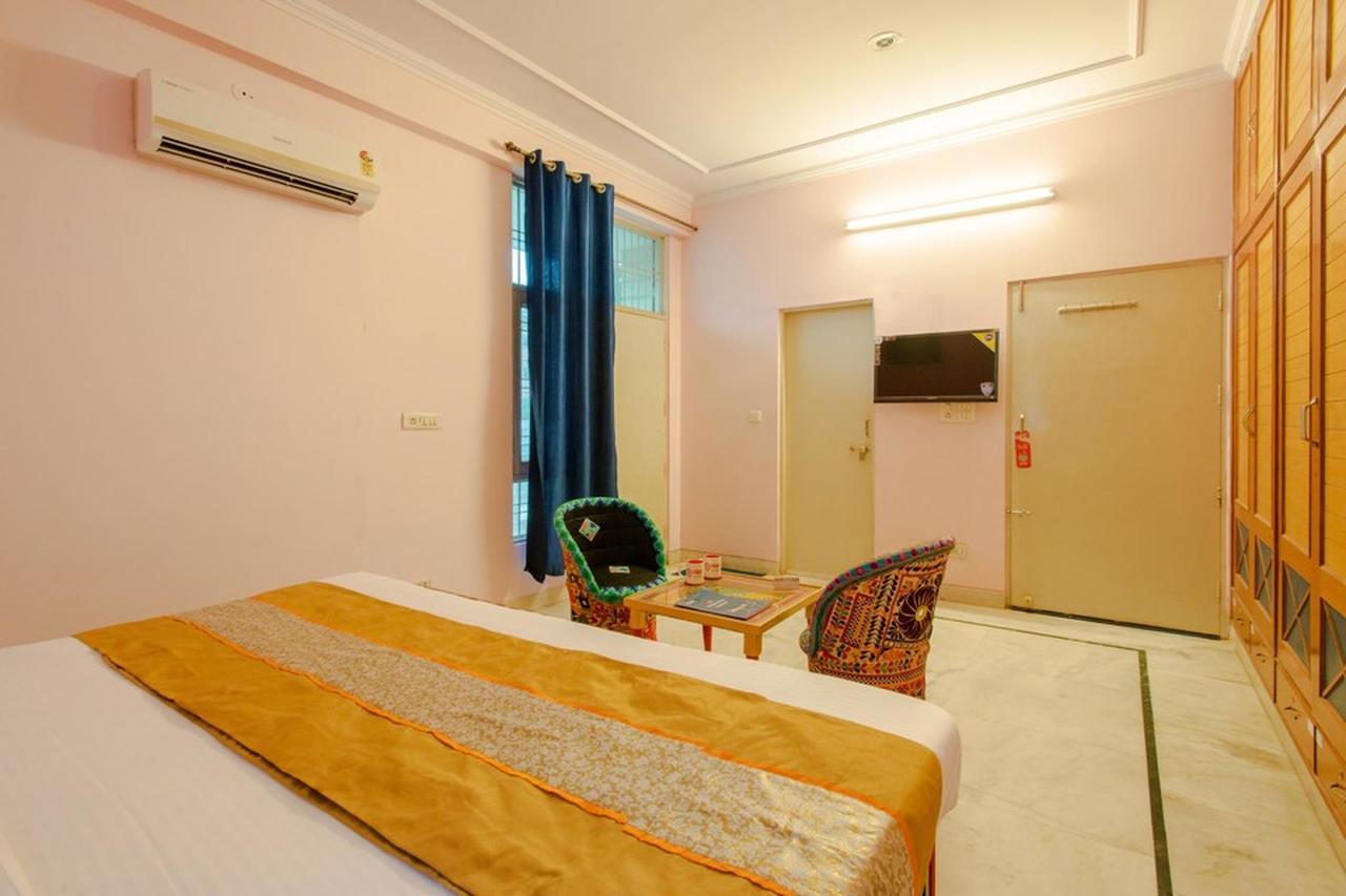 Homestay Oyo 1060 Hotel Rahwaas