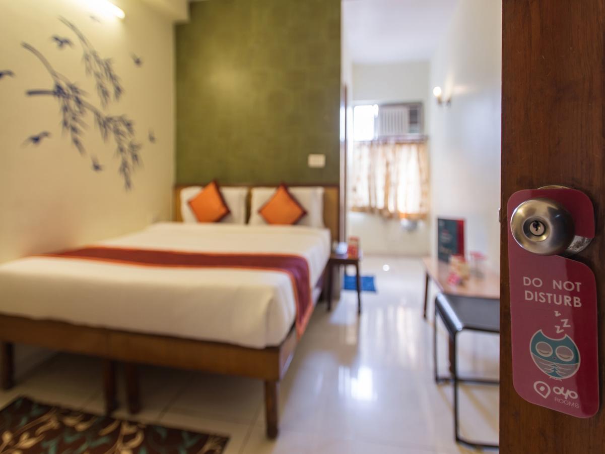 Oyo 2442 Star Palace * Jaipur