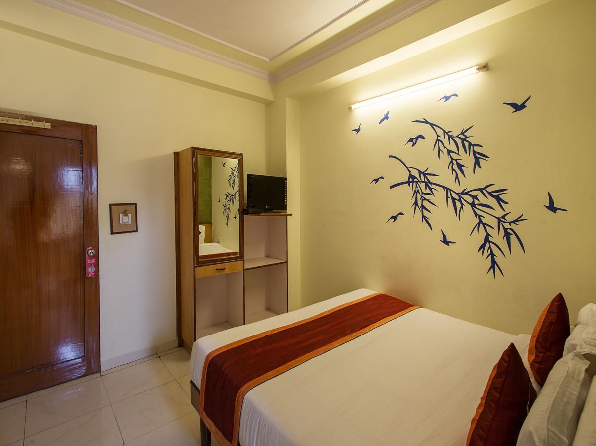 Hotel Oyo 2442 Star Palace Jaipur