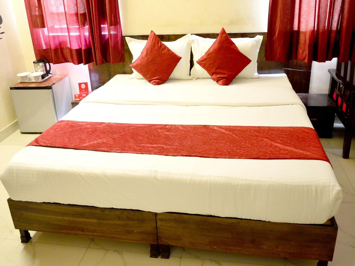 Hotel Oyo 3457 Sky Heights 2*