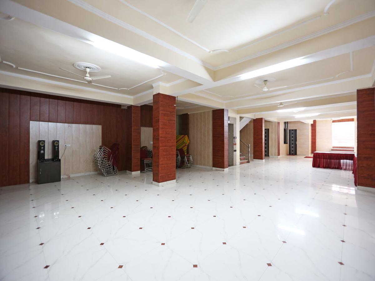 Hotel Oyo 3457 Sky Heights