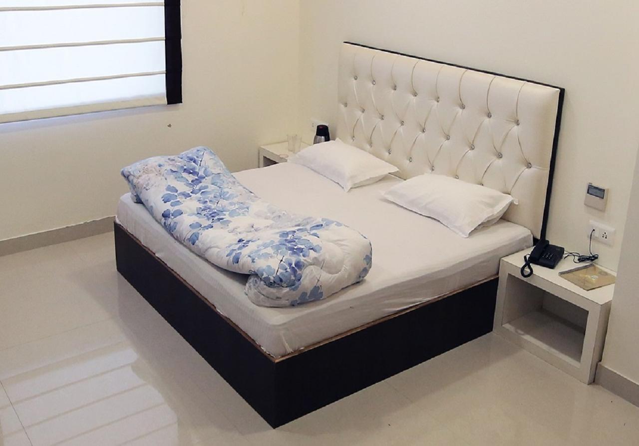Prince & Restaurant Hotel 3*