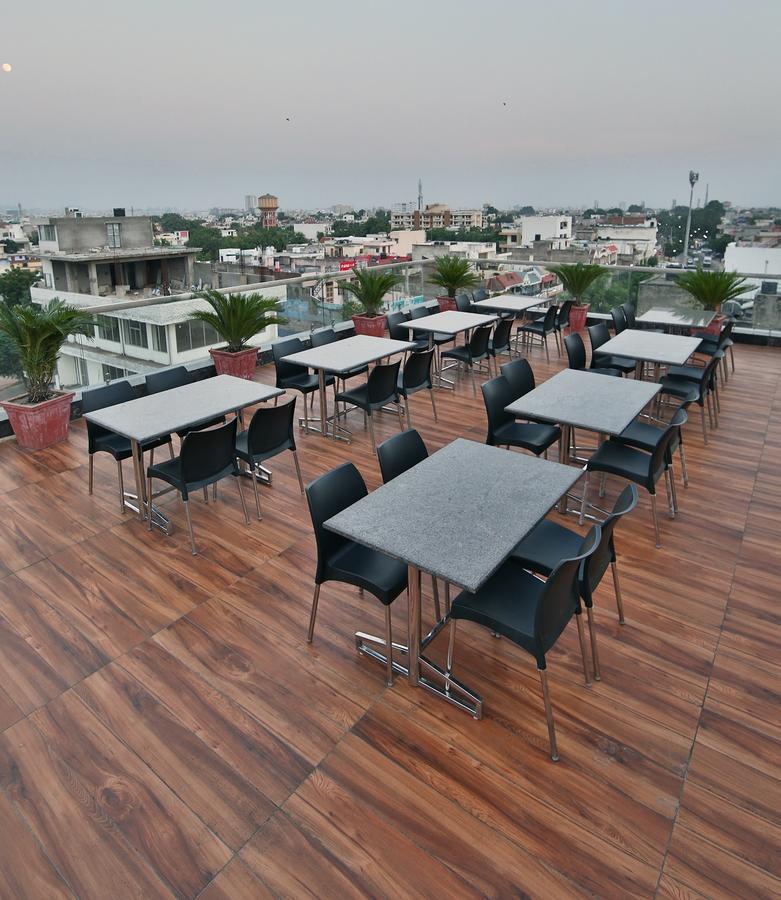 Prince & Restaurant 3* Jaipur