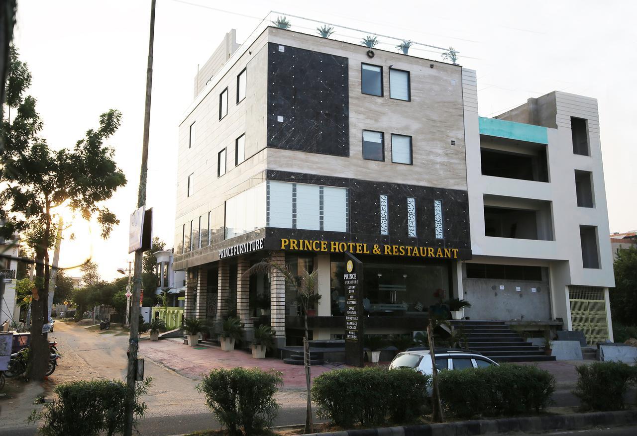 Prince & Restaurant 3* Jaipur