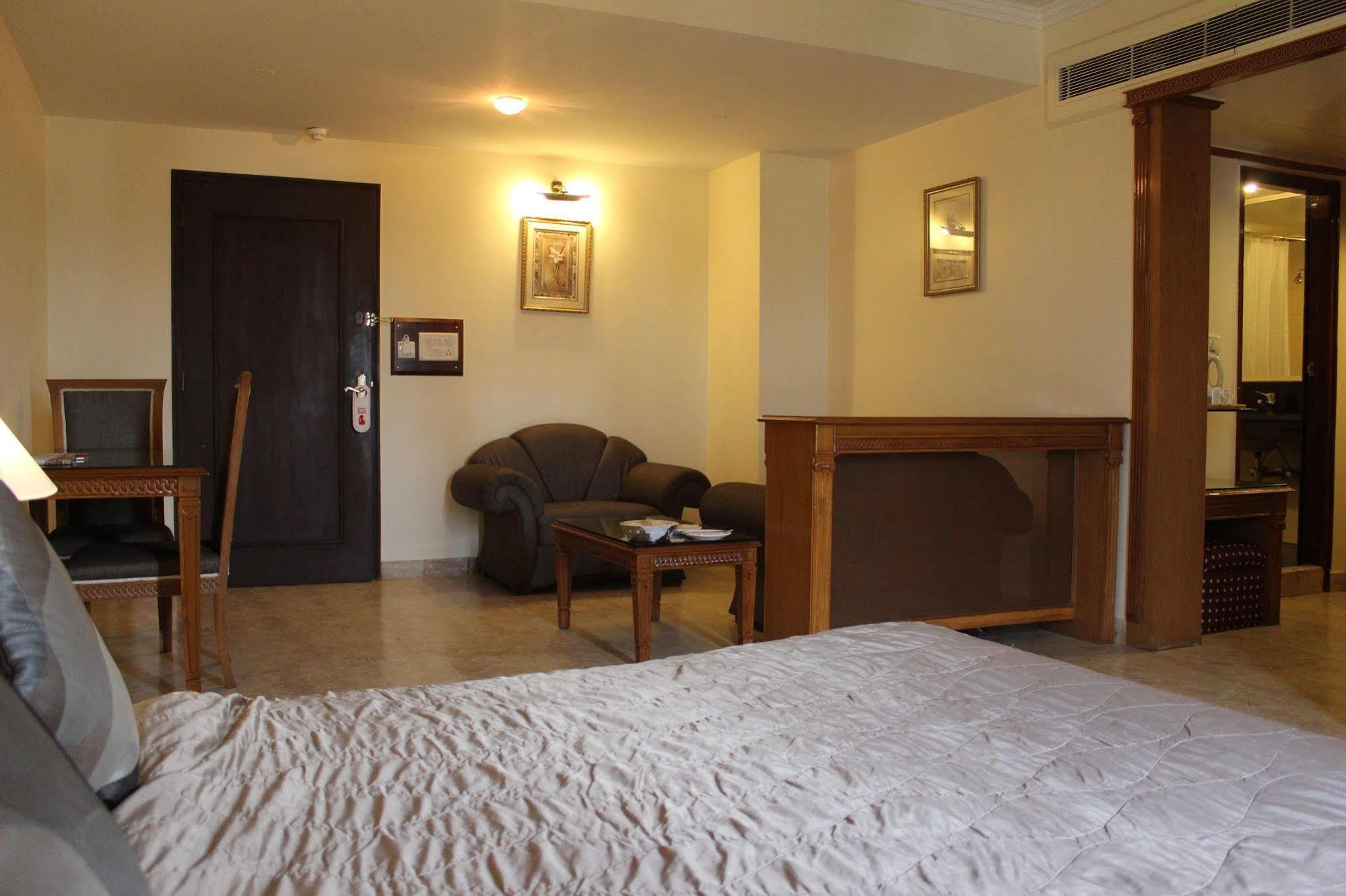 Hotel Om Tower Jaipur