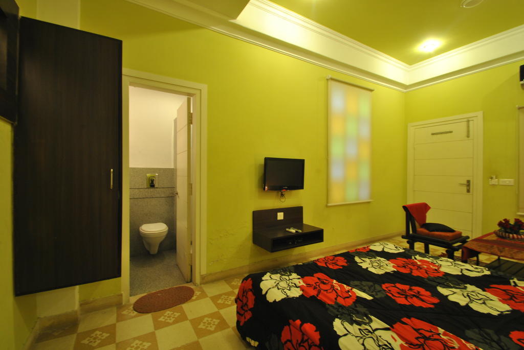 Dev 3* Jaipur