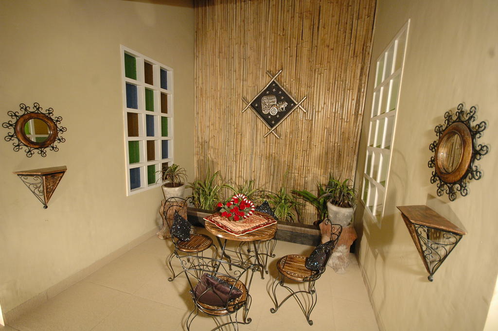 Dev 3* Jaipur