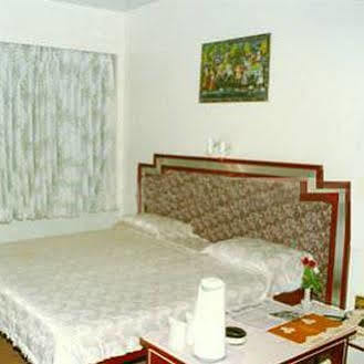 Oyo 15359 Kachandeep Jaipur