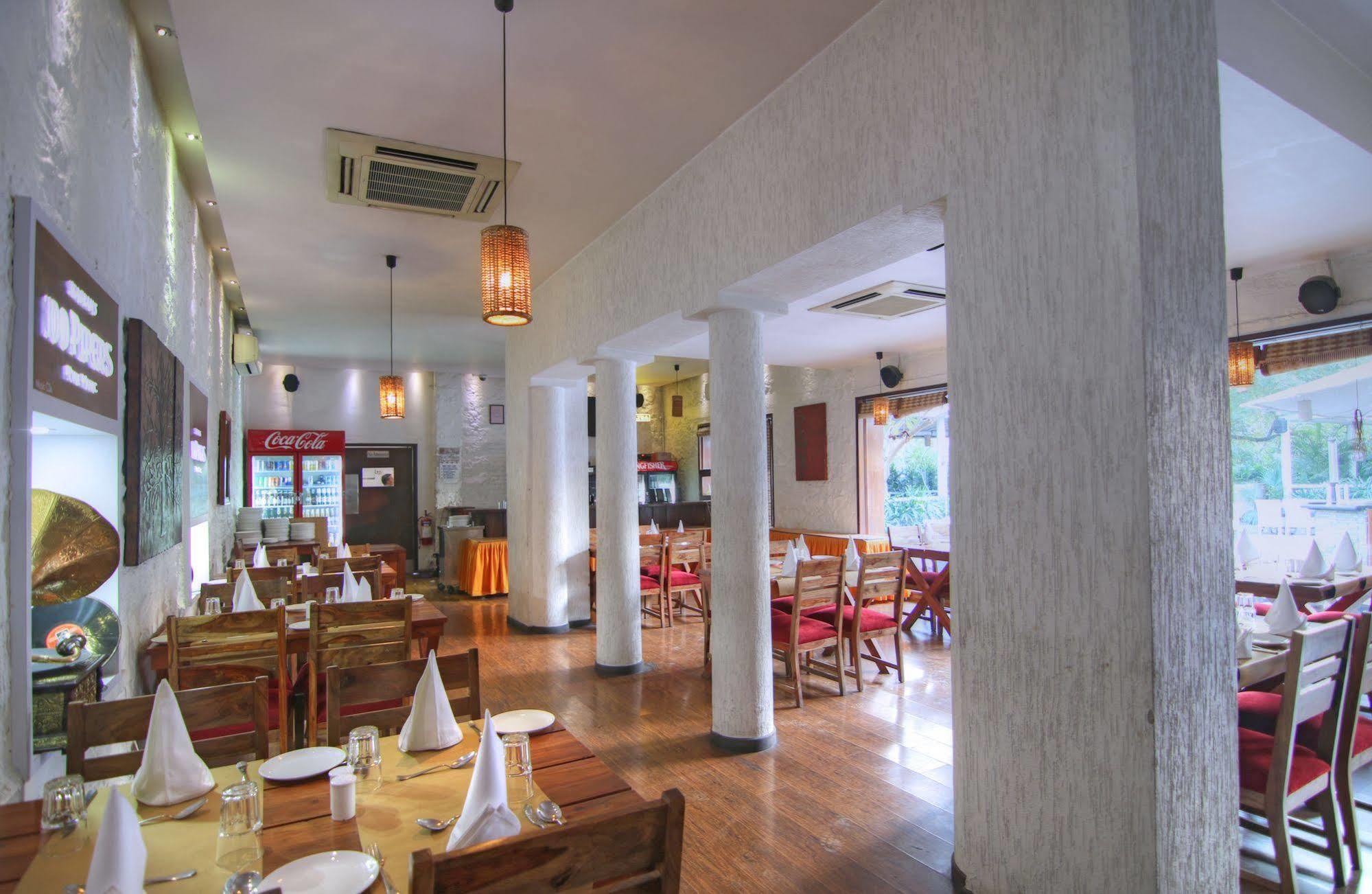 Devraj Niwas Hotel 3*