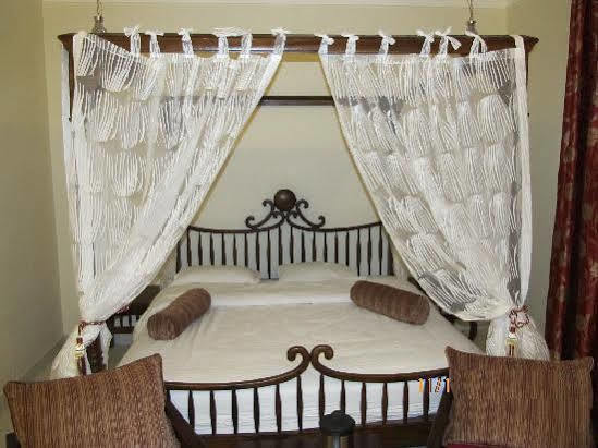 Hotel H R Palace Jaipur