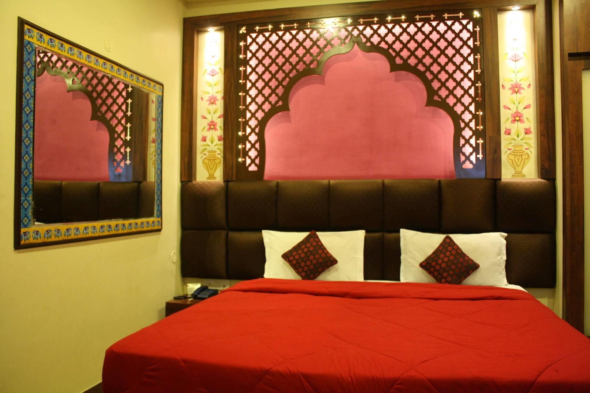 Hotel Shalimar 2*