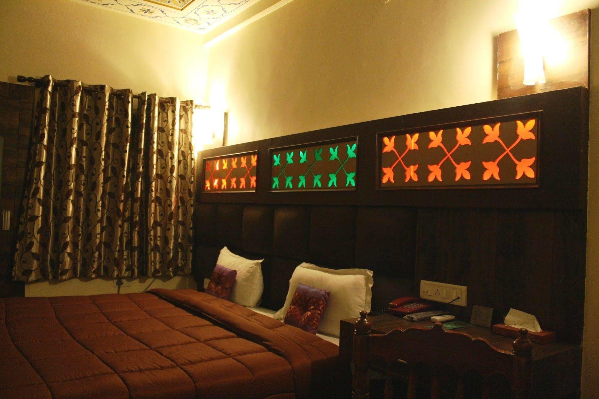 Hotel Shalimar