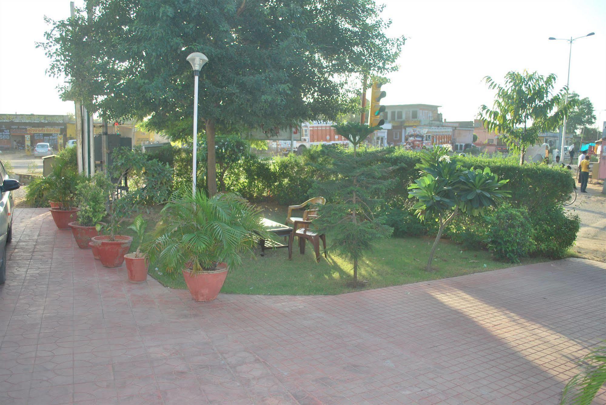 Mansarovar Palace 3* Jaipur