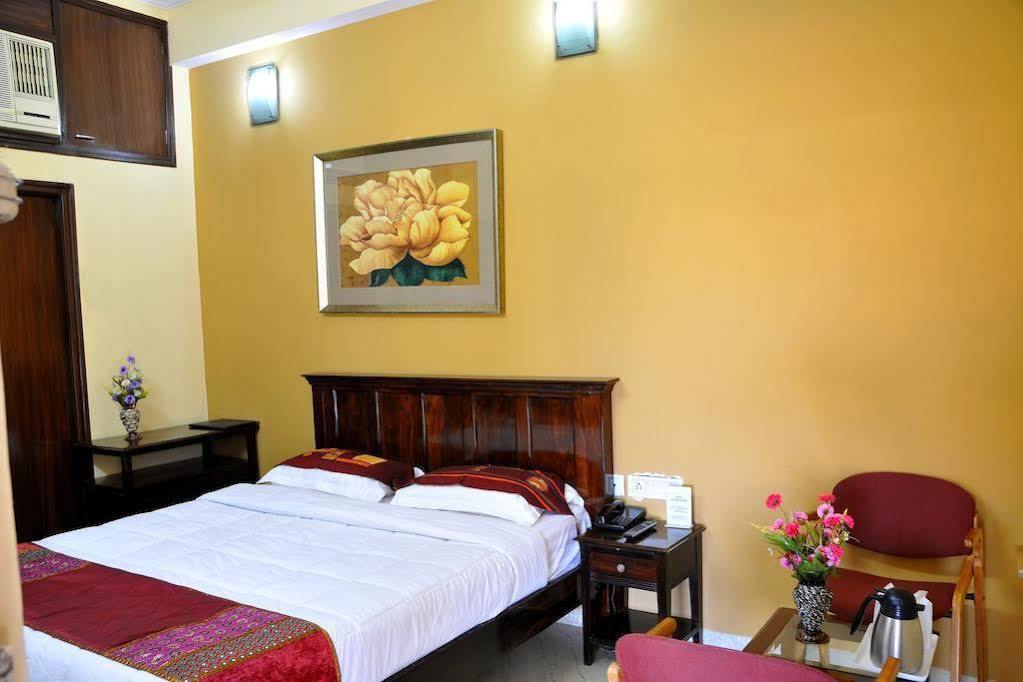 Hotel Silver Plaza 3*