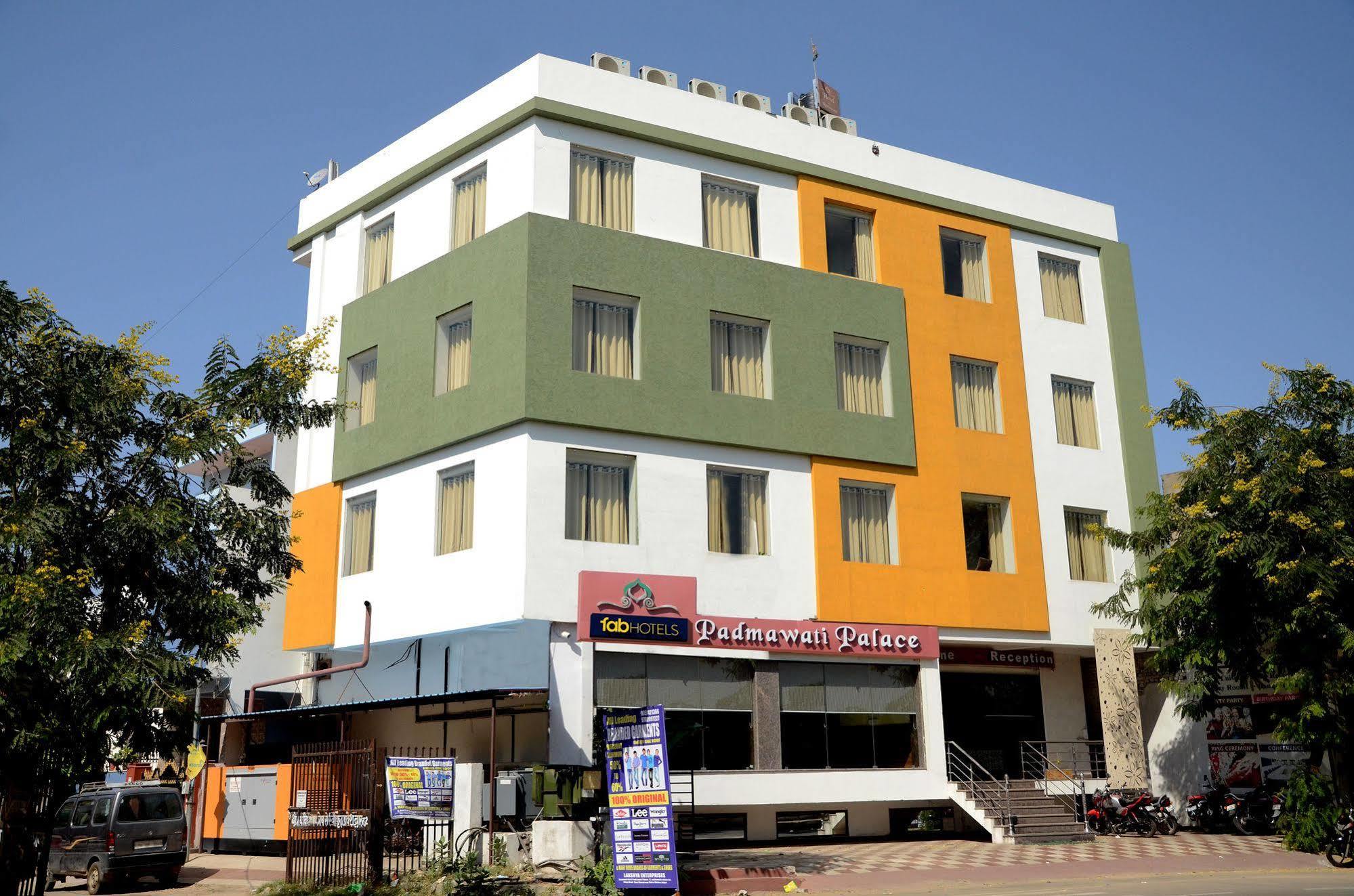 Hotel Fabhotel Padmavati Palace Mansarovar Jaipur