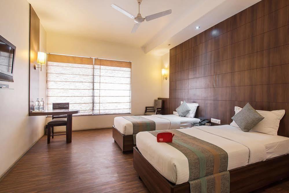 Hotel Oyo Premium World Trade Park