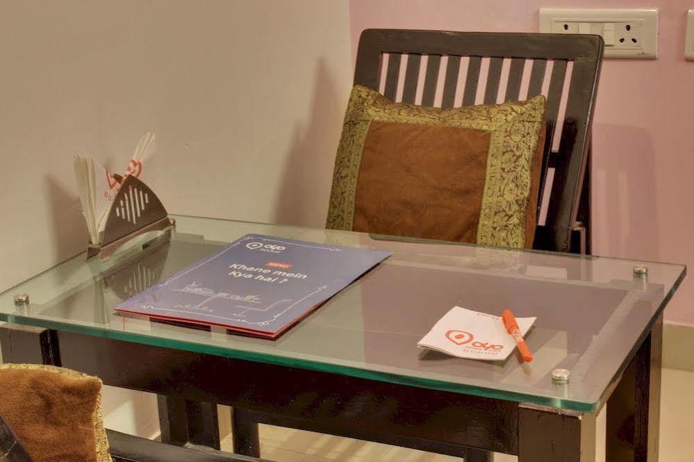 Oyo Premium World Trade Park Hotel