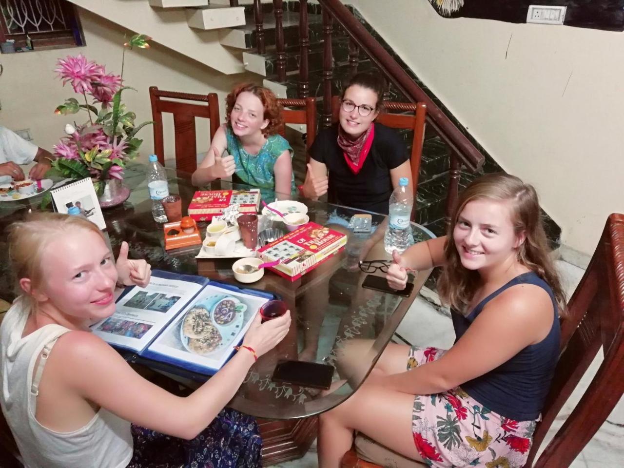 Hostel Lazy Mozo Backpackers *