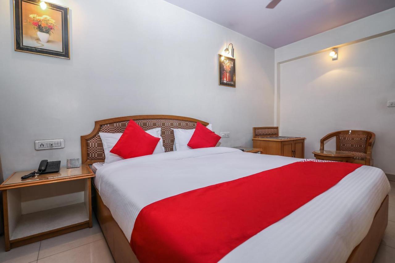 Hotel Oyo 15359 Kachandeep 3*