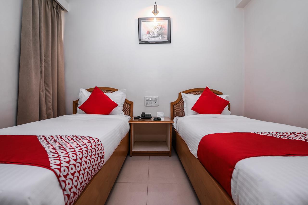 Oyo 15359 Kachandeep 3*