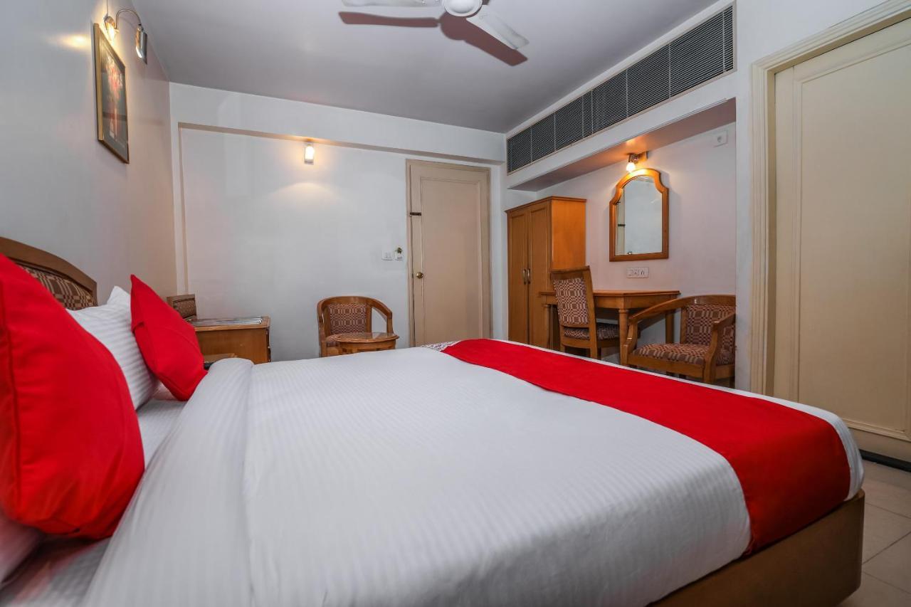 Hotel Oyo 15359 Kachandeep 3*