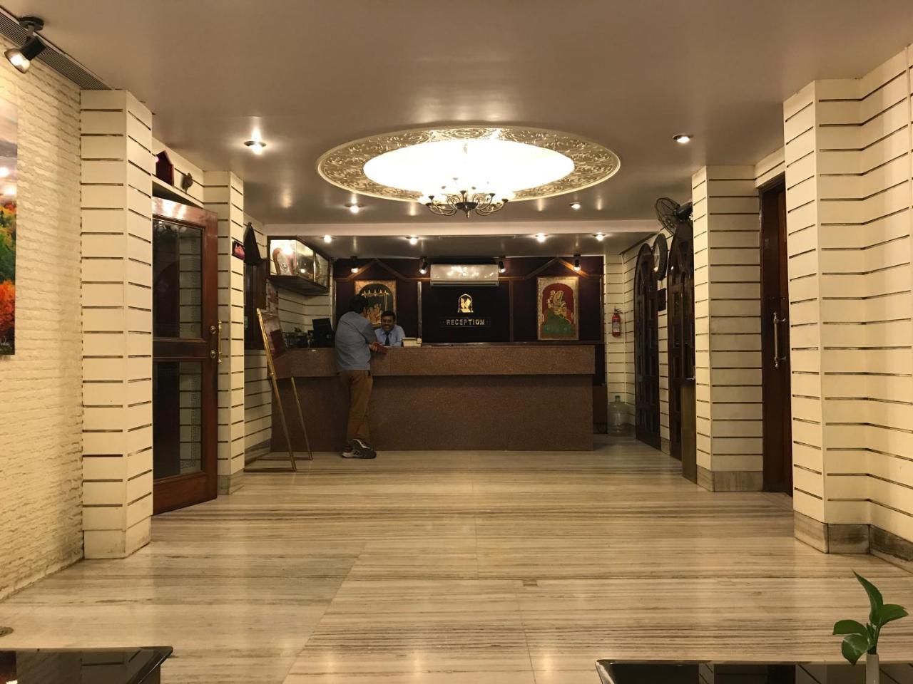 Hotel Oyo 15359 Kachandeep Jaipur