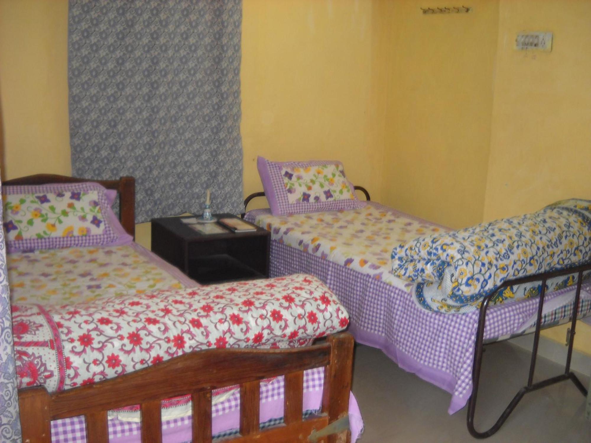 Homestay Nadya For Female & Family Jaipur