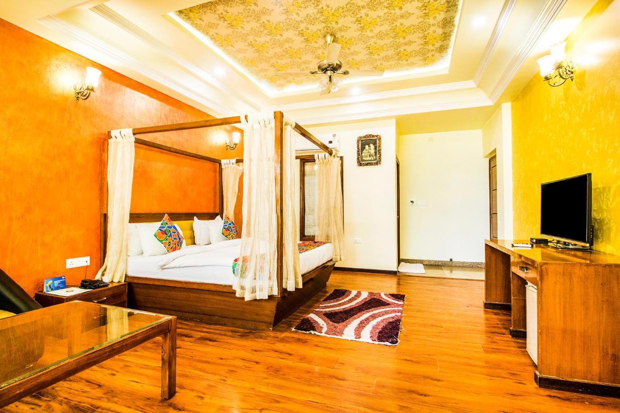 Hotel Golden Sands Jaipur