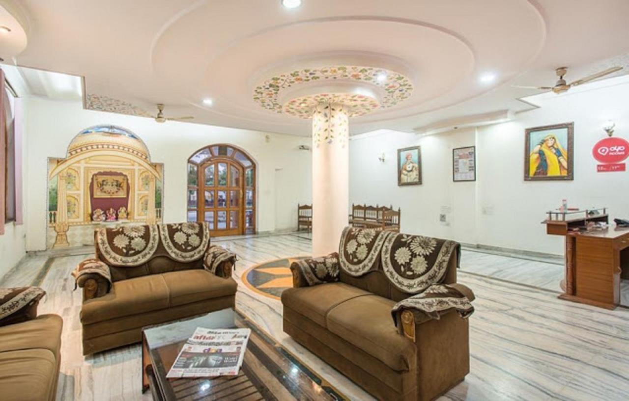 Madhav Palace 3*