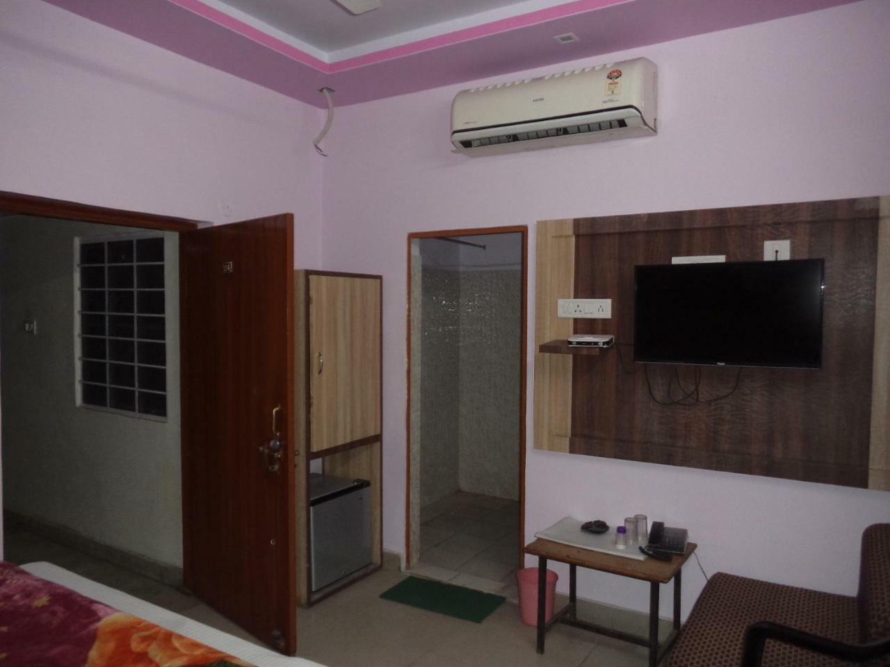 Budget Near Station Road Hotel