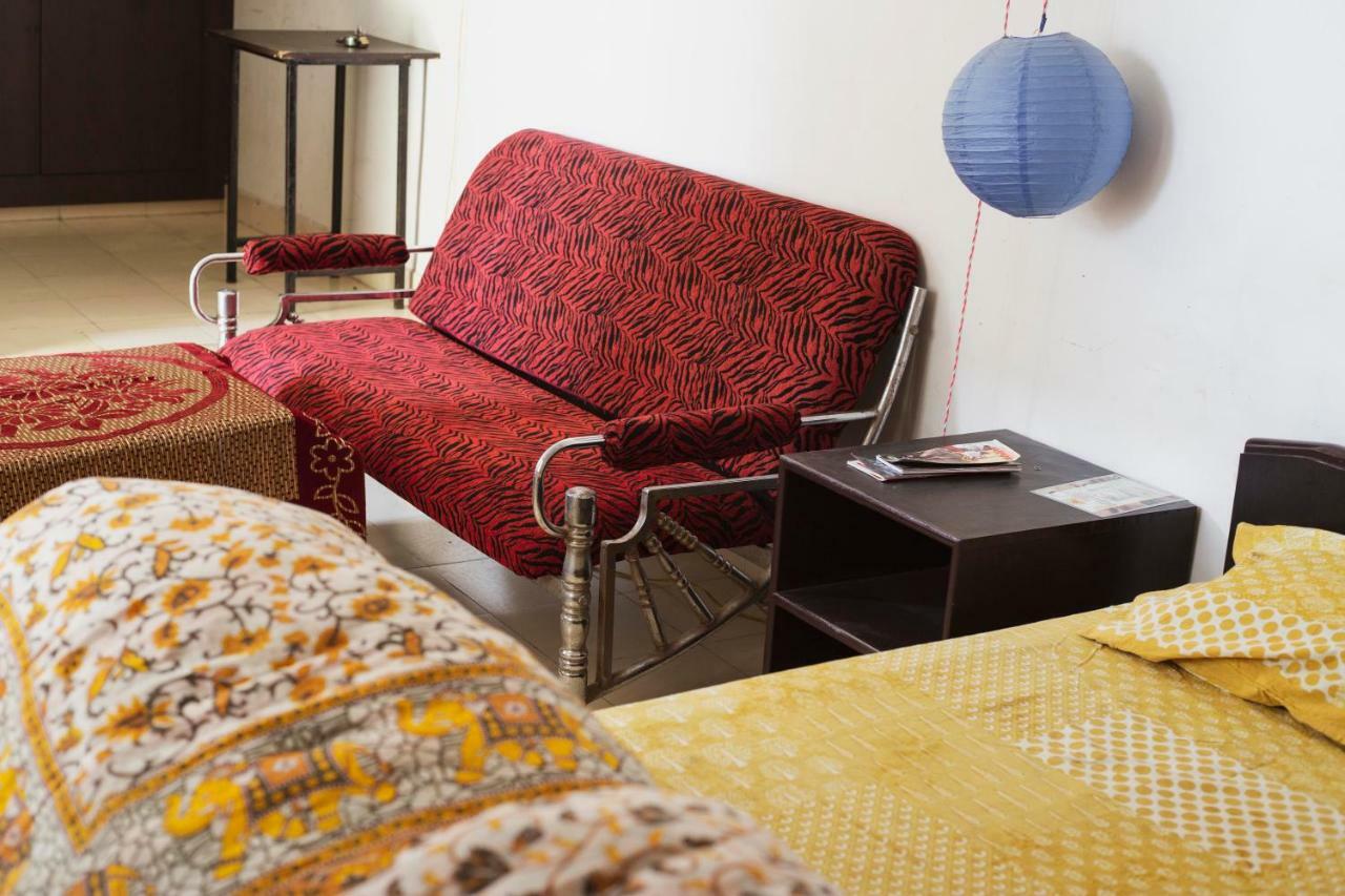 Homestay Nadya For Female & Family *