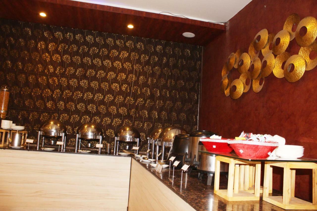 Tgi Apple Hotel 3*