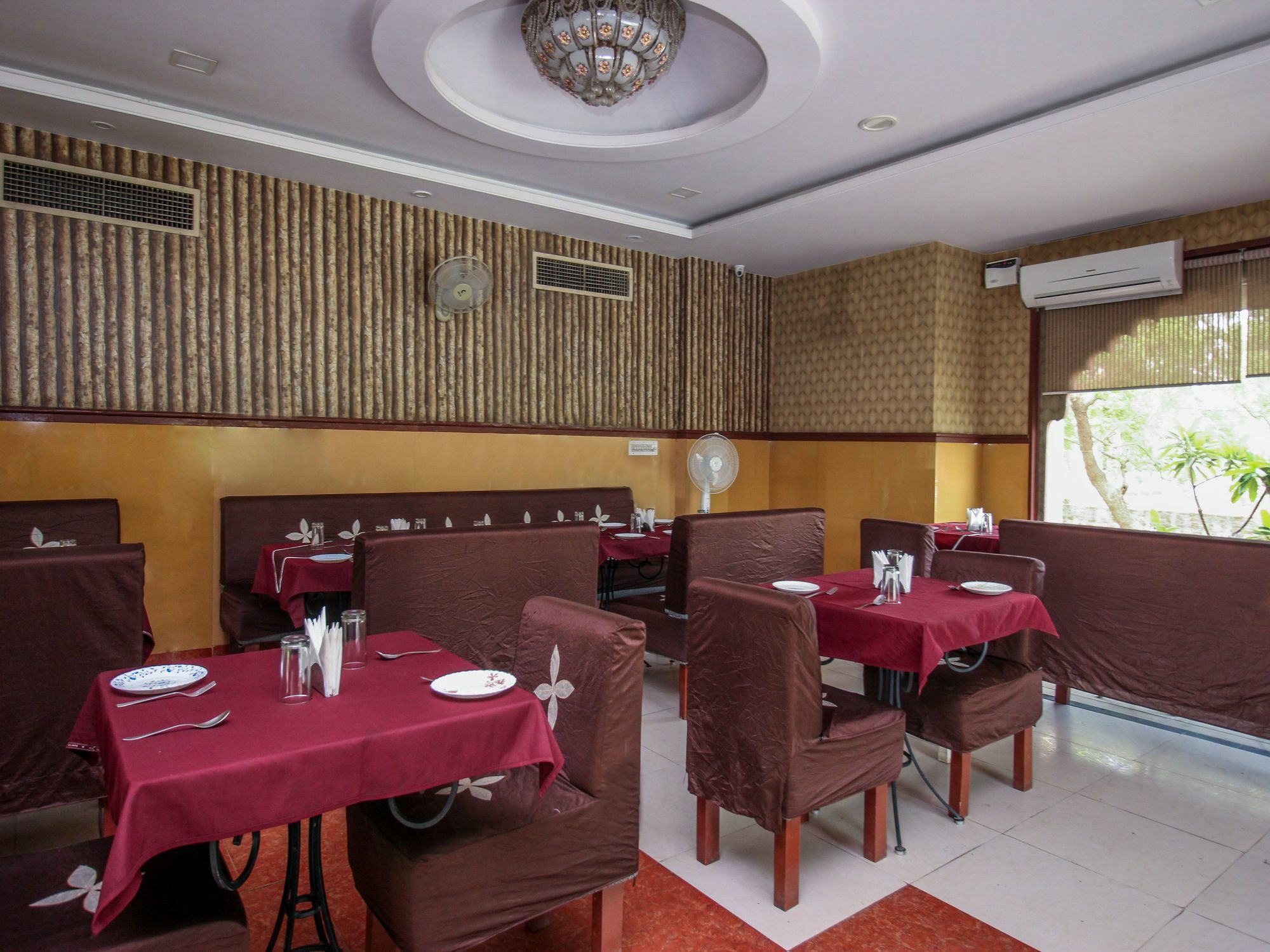 Resort Oyo 15214 Mahal Rajwada Jaipur