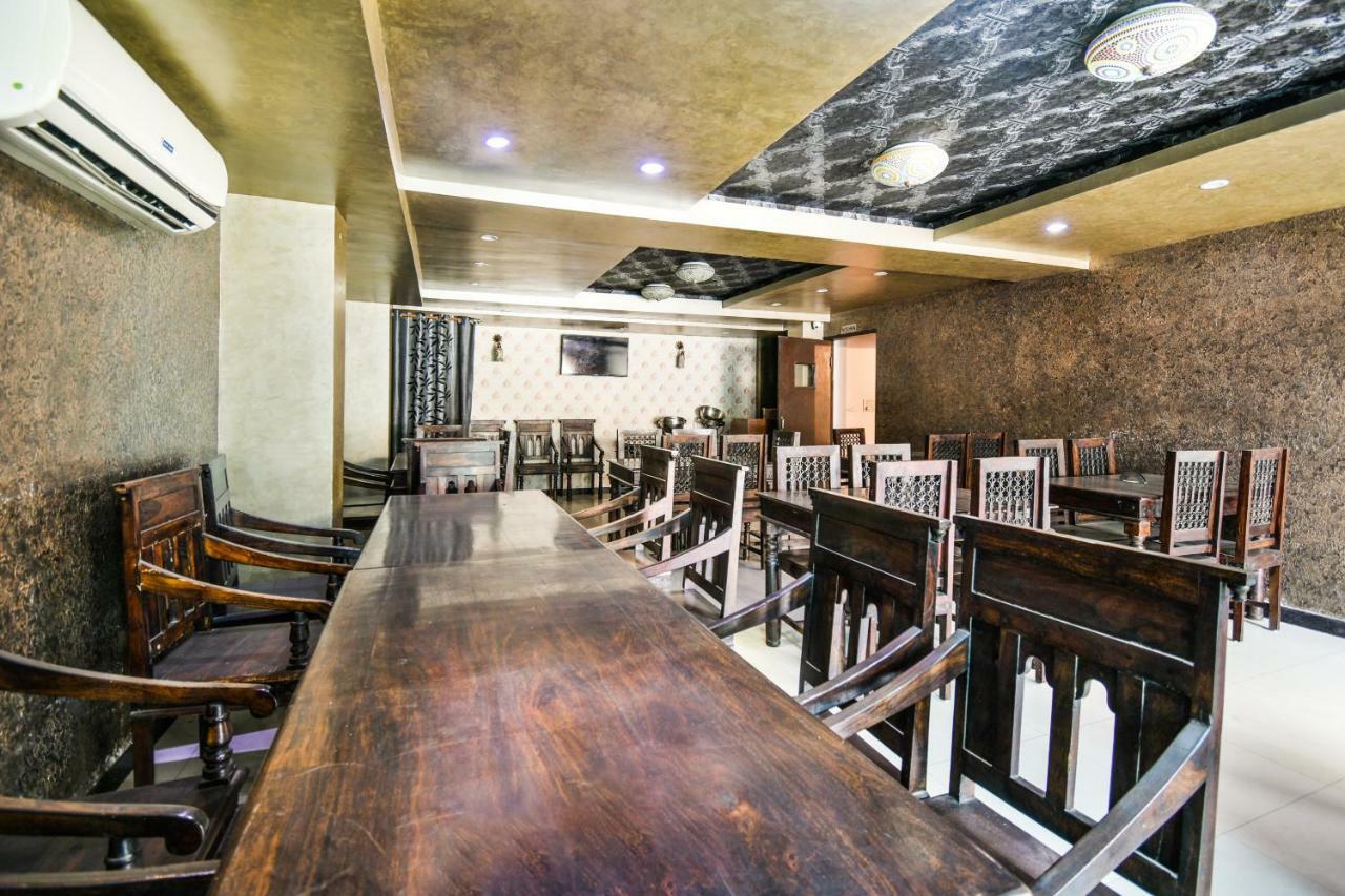 Oyo 15896 Jal Mahal Haveli 3* Jaipur