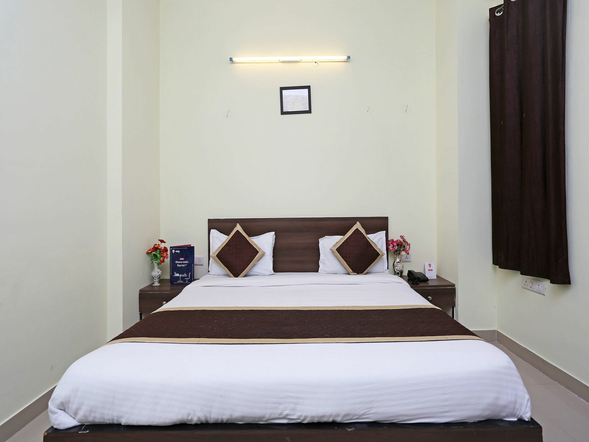 Rnb Select Vijay Palace Hotel