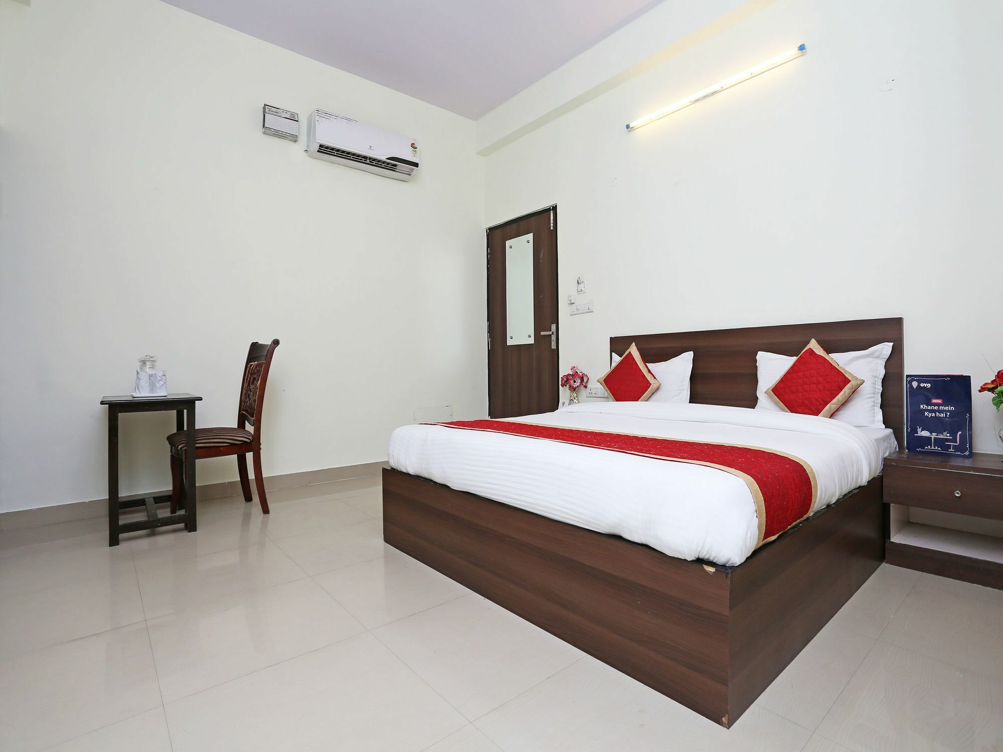 Hotel Rnb Select Vijay Palace 2*