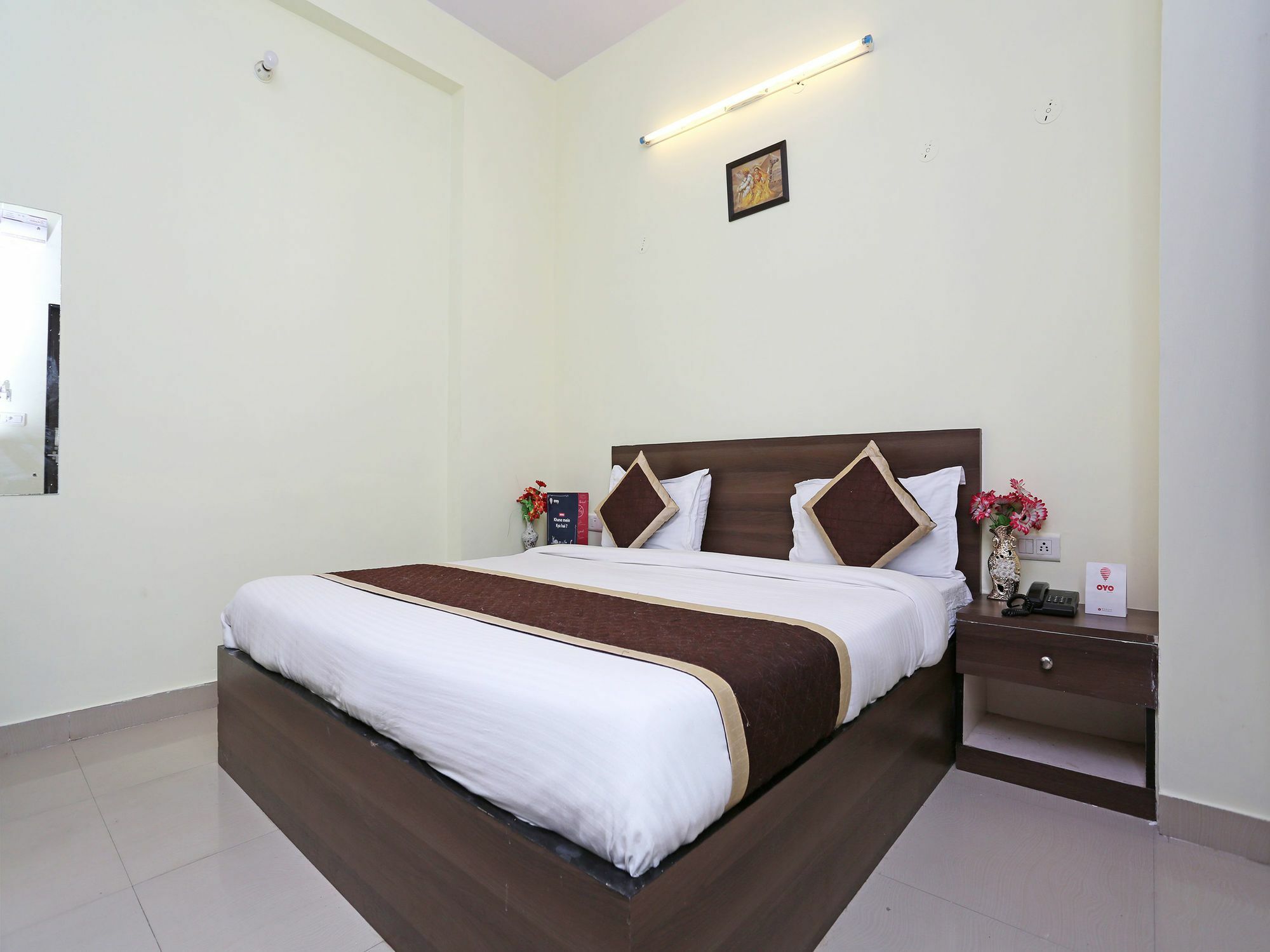 Rnb Select Vijay Palace Hotel Jaipur