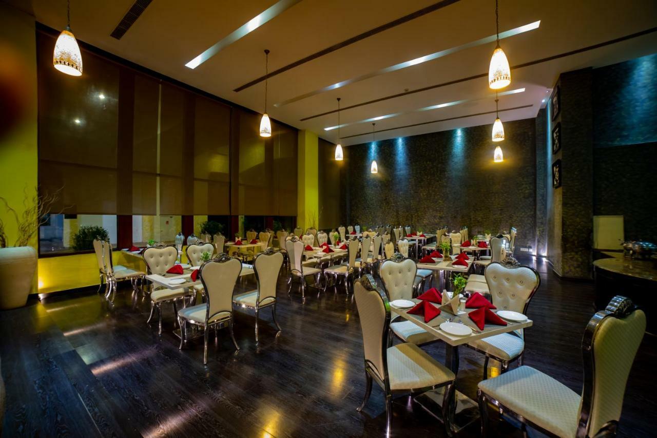 Ramada By Wyndham Jaisinghpura 4*