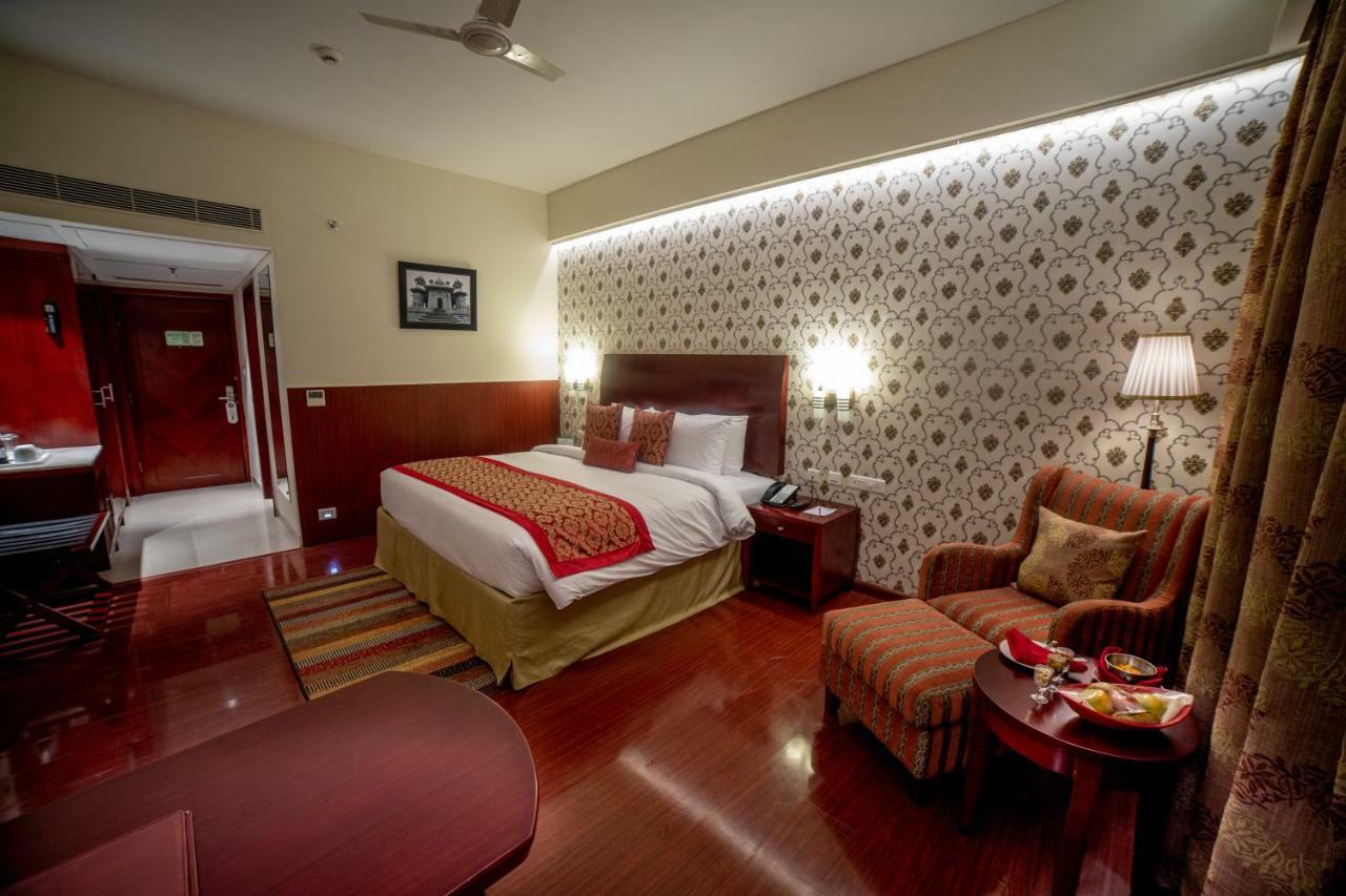 Ramada By Wyndham Jaisinghpura Jaipur