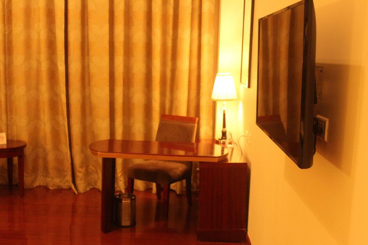 Hotel Ramada By Wyndham Jaisinghpura 4*