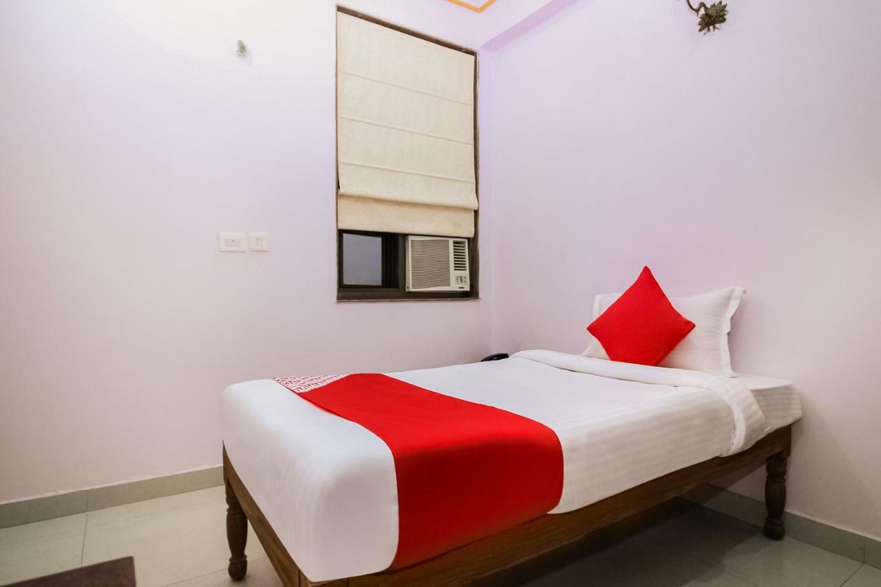 Hotel Oyo 15896 Jal Mahal Haveli