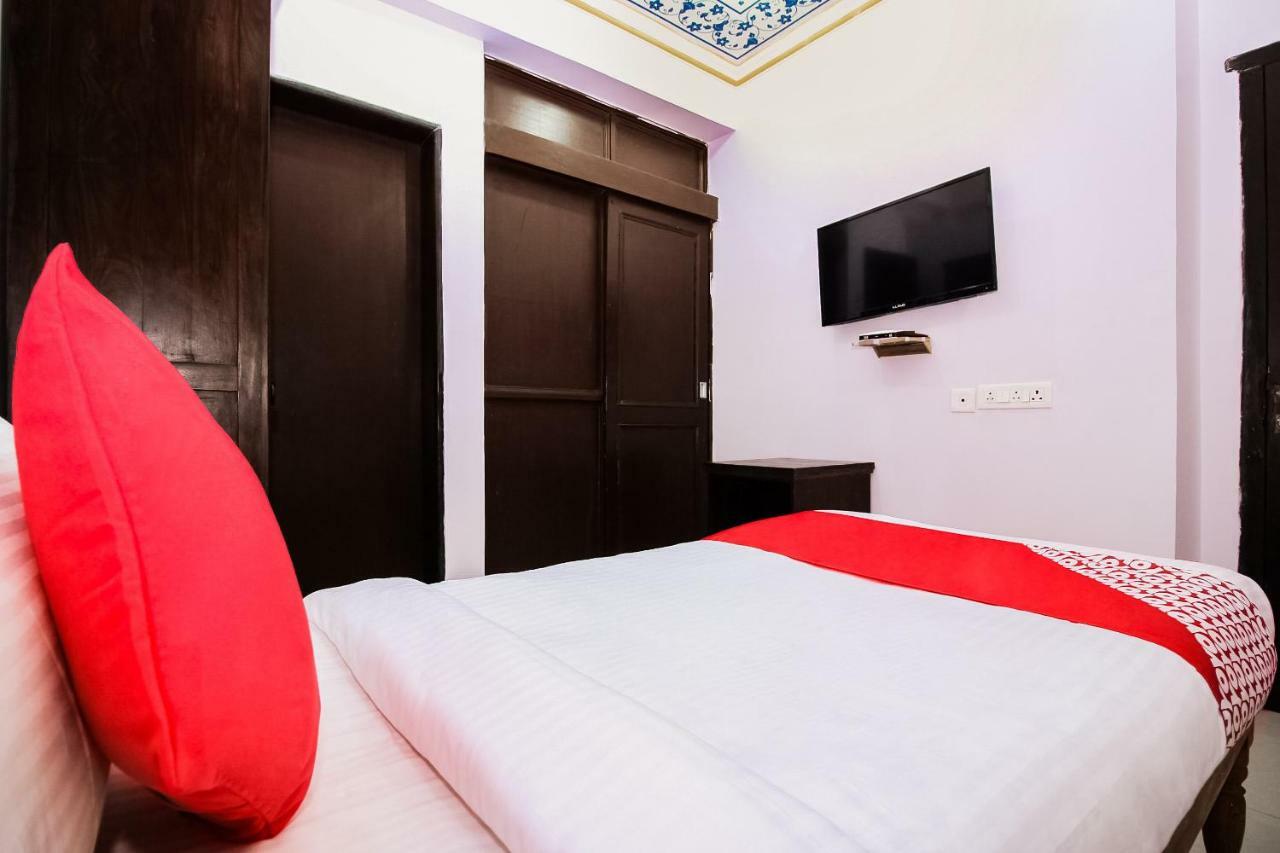Oyo 15896 Jal Mahal Haveli Hotel